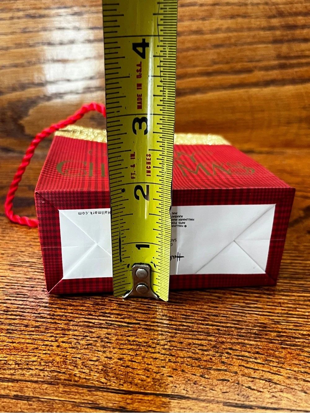 Design Focus Holiday Christmas Gift Bags